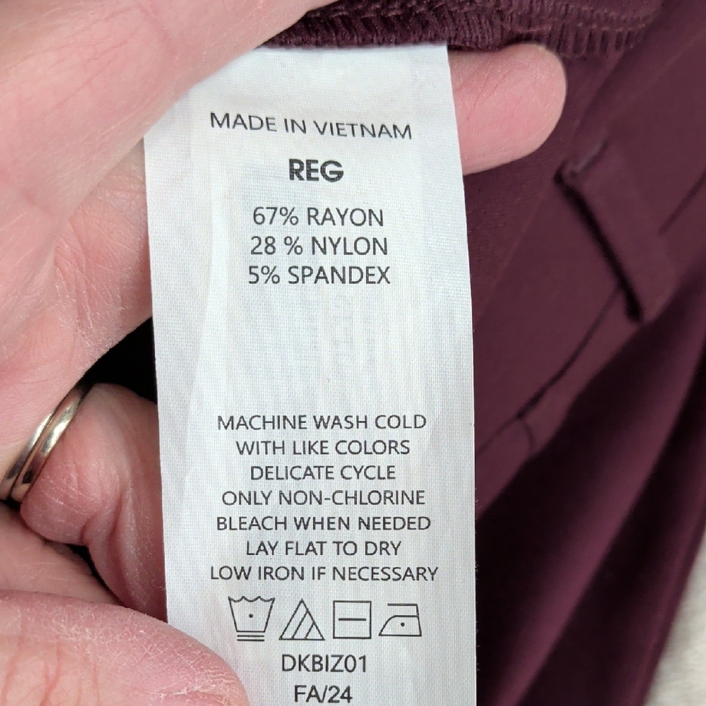 Quince Straight-Leg Pants in Wine - Picture 8 of 9